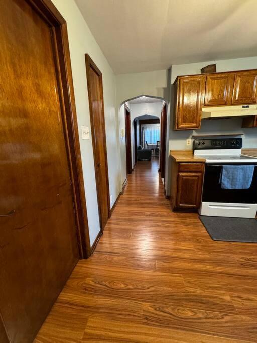 Ferienwohnung Comfy Getaway At Falls! Niagarafälle Exterior foto
